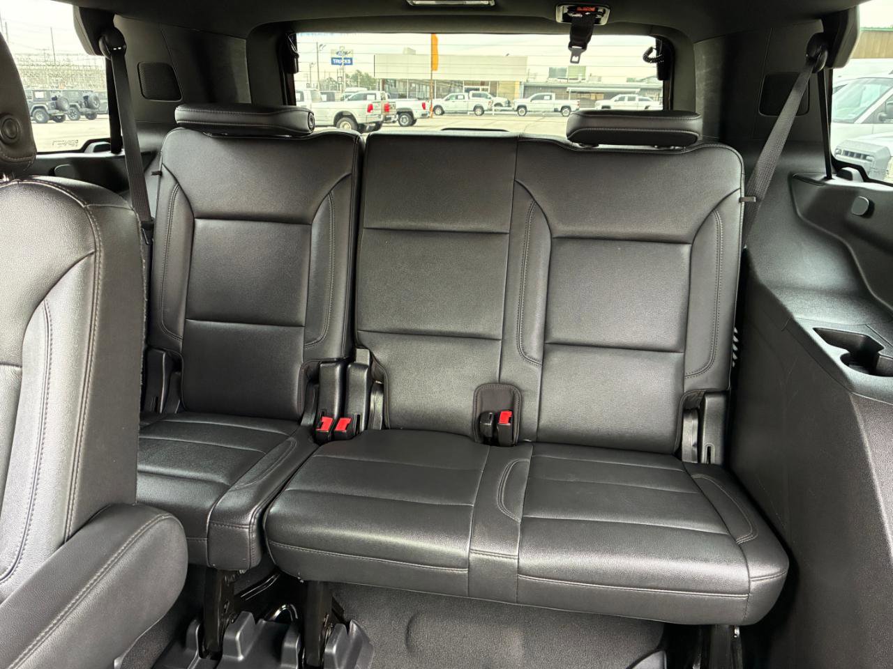 Used 2021 Chevrolet Tahoe LT w/ Luxury Package image 33