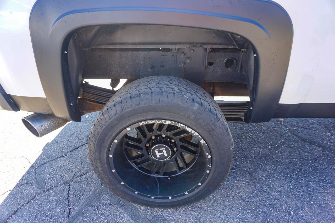 Used 2007 Chevrolet Silverado 2500 LT w/ Suspension Package, Off-Road image 32