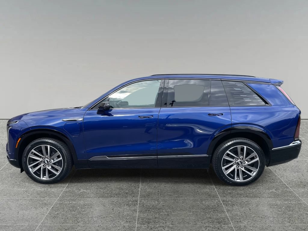 New 2026 Cadillac Vistiq Sport image 2