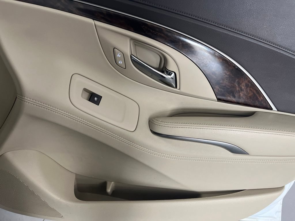Used 2016 Buick LaCrosse Leather FWD image 56
