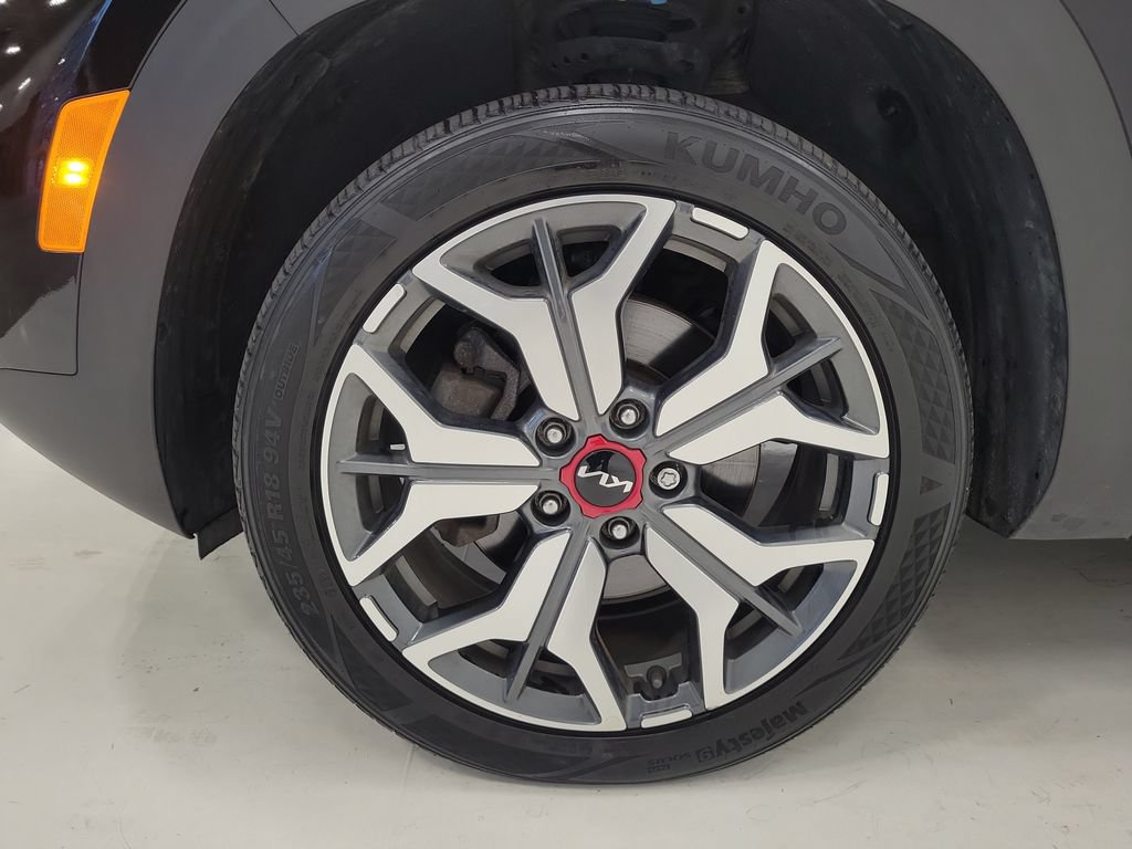 Used 2023 Kia Seltos SX AWD/4WD image 5