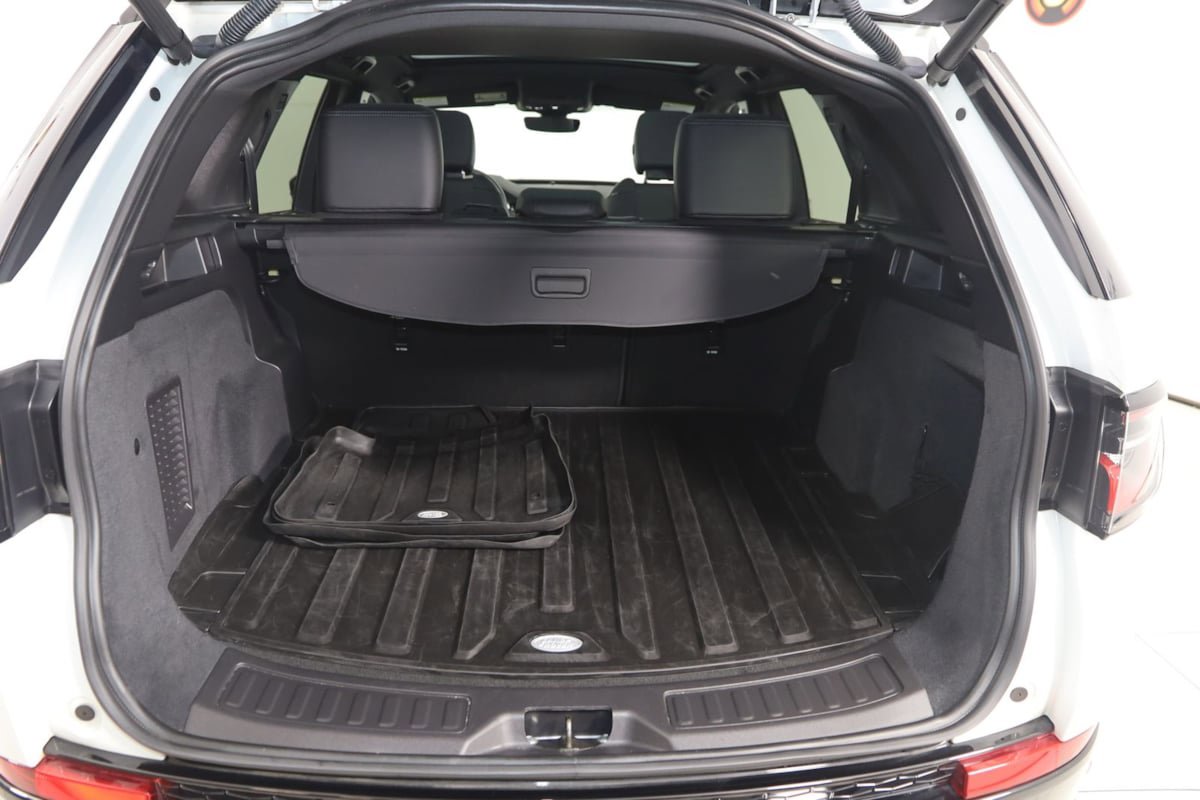 Used 2024 Land Rover Discovery Sport Dynamic SE AWD/4WD image 54