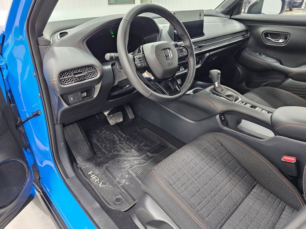 New 2026 Honda HR-V Sport image 24