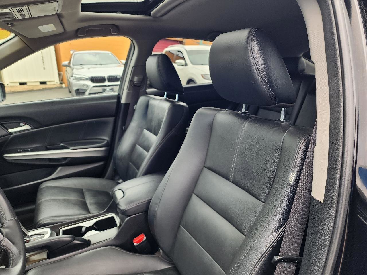 Used 2015 Honda Crosstour EX-L image 16