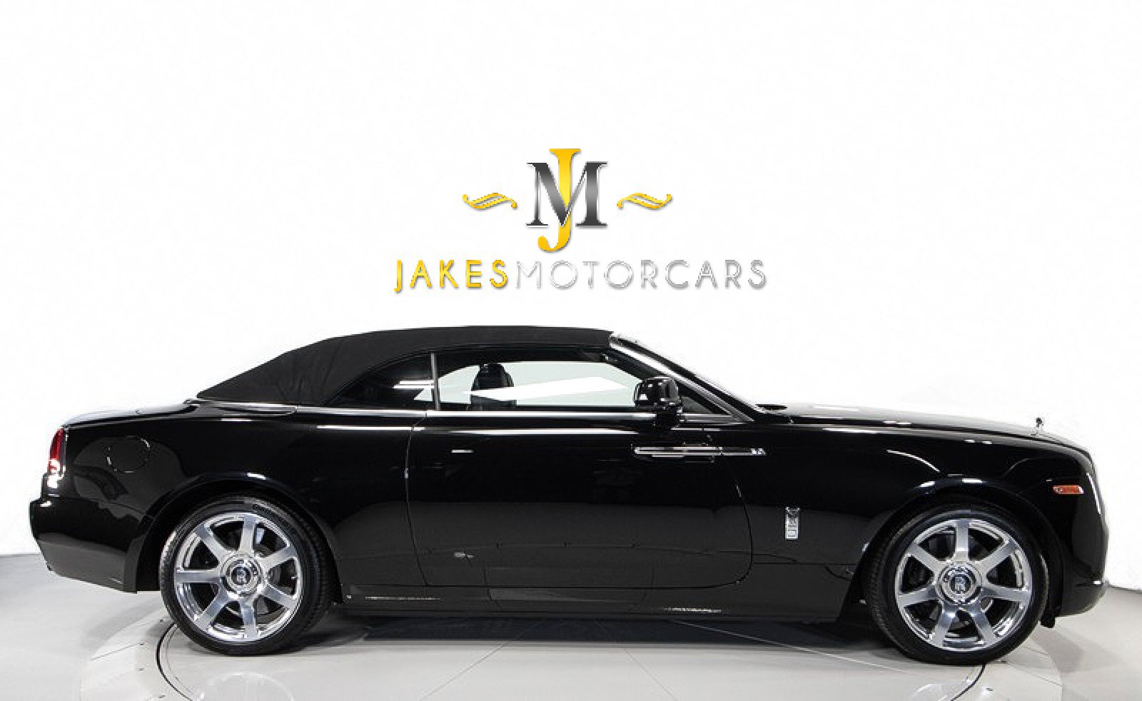 Used 2018 Rolls-Royce Dawn image 14