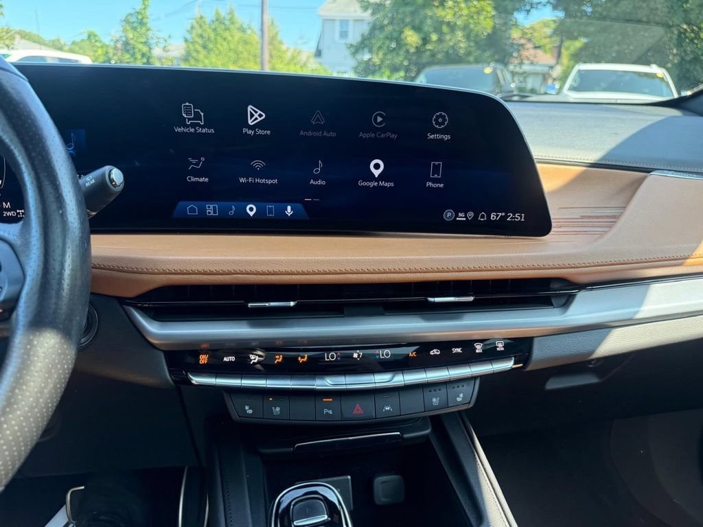Used 2024 Cadillac XT4 Sport AWD/4WD image 26