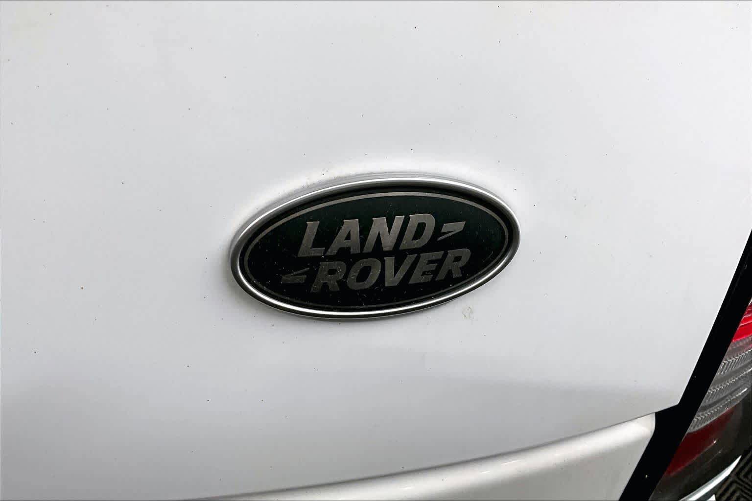Used 2016 Land Rover Range Rover Supercharged AWD/4WD image 31