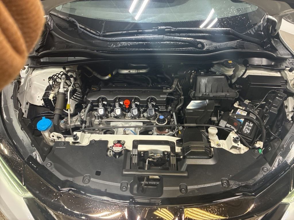 Used 2021 Honda HR-V Sport image 5