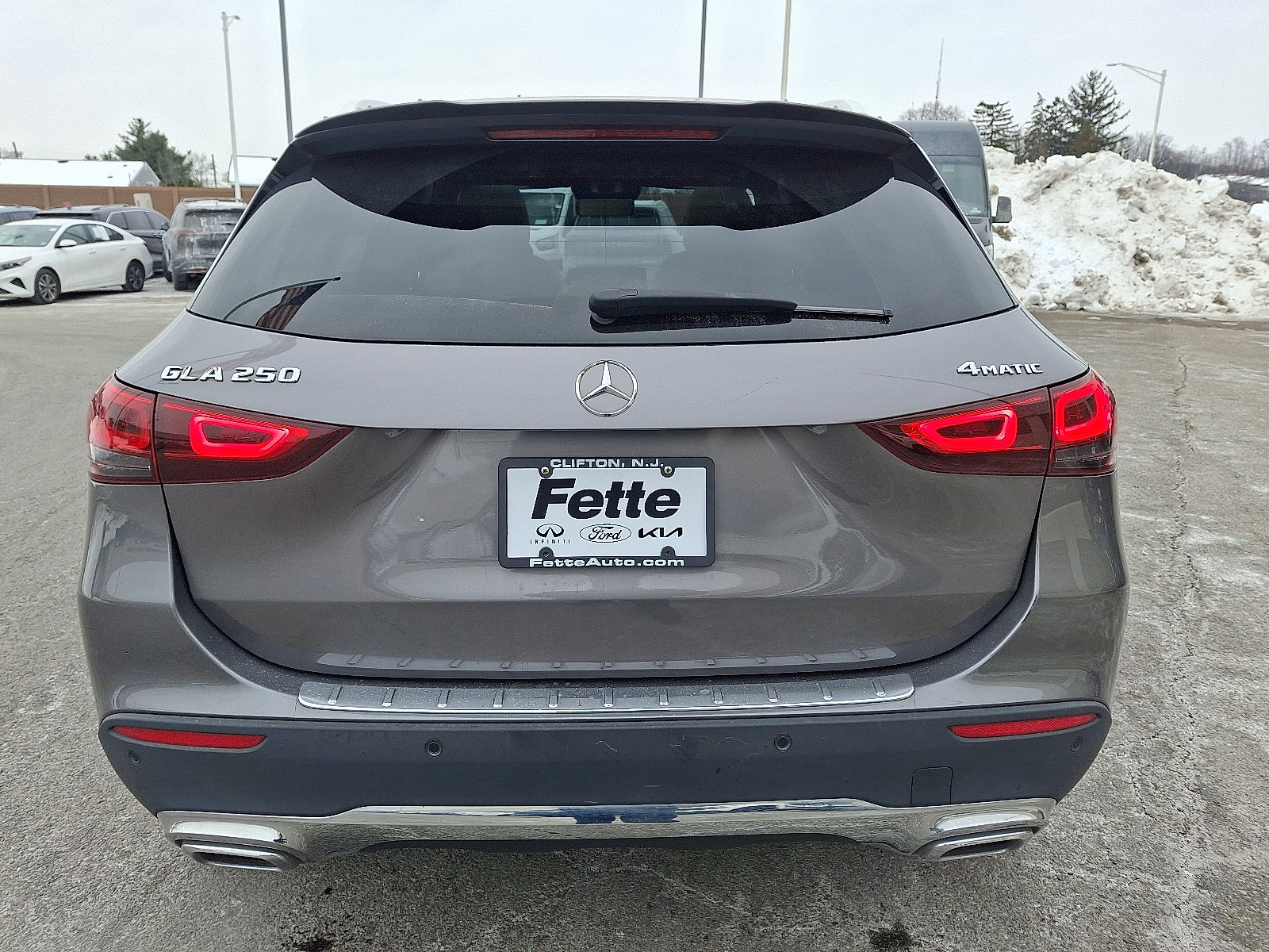 Used 2022 Mercedes-Benz GLA 250 4MATIC image 5