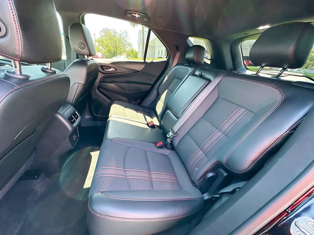 Used 2023 Chevrolet Equinox RS FWD image 23