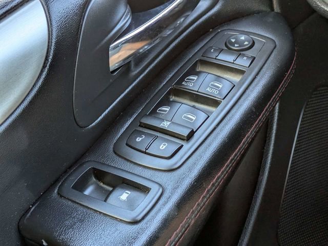 Used 2019 Dodge Grand Caravan GT image 26