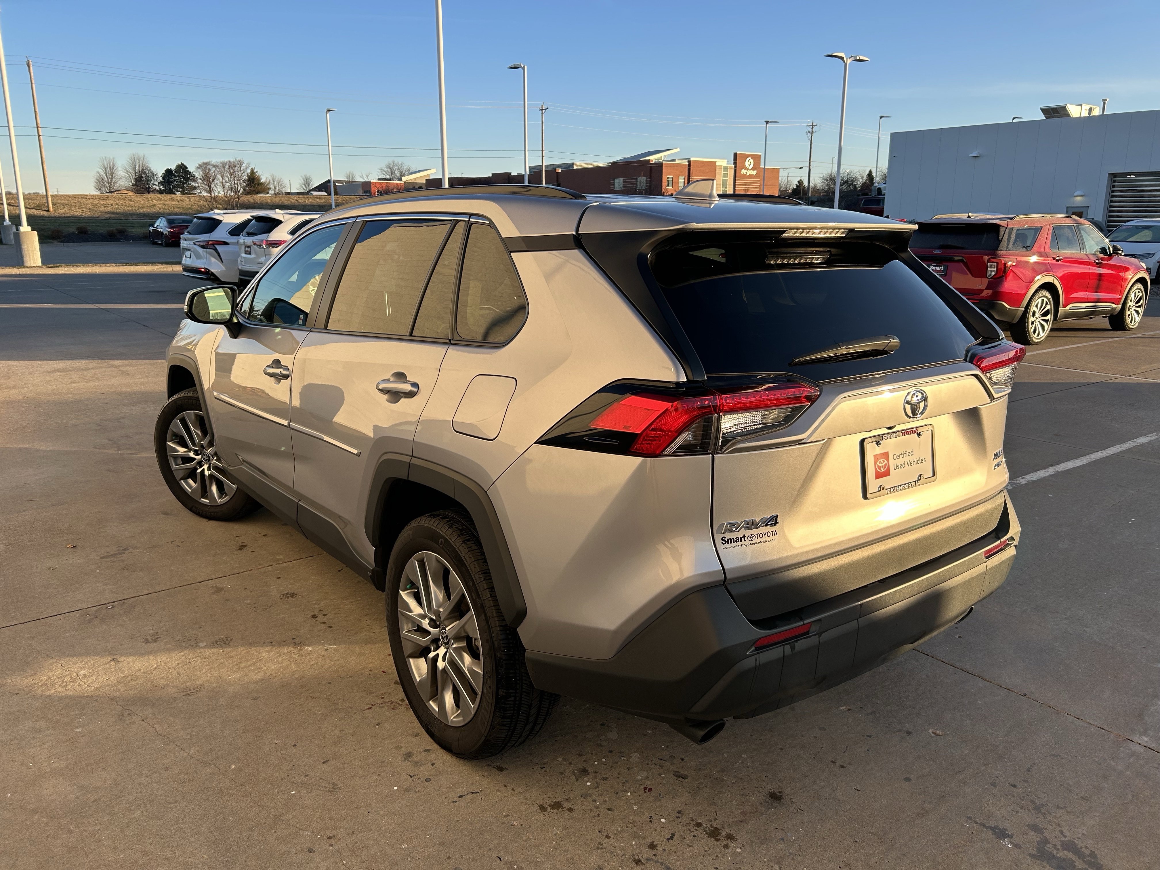 Certified 2023 Toyota RAV4 XLE Premium image 4