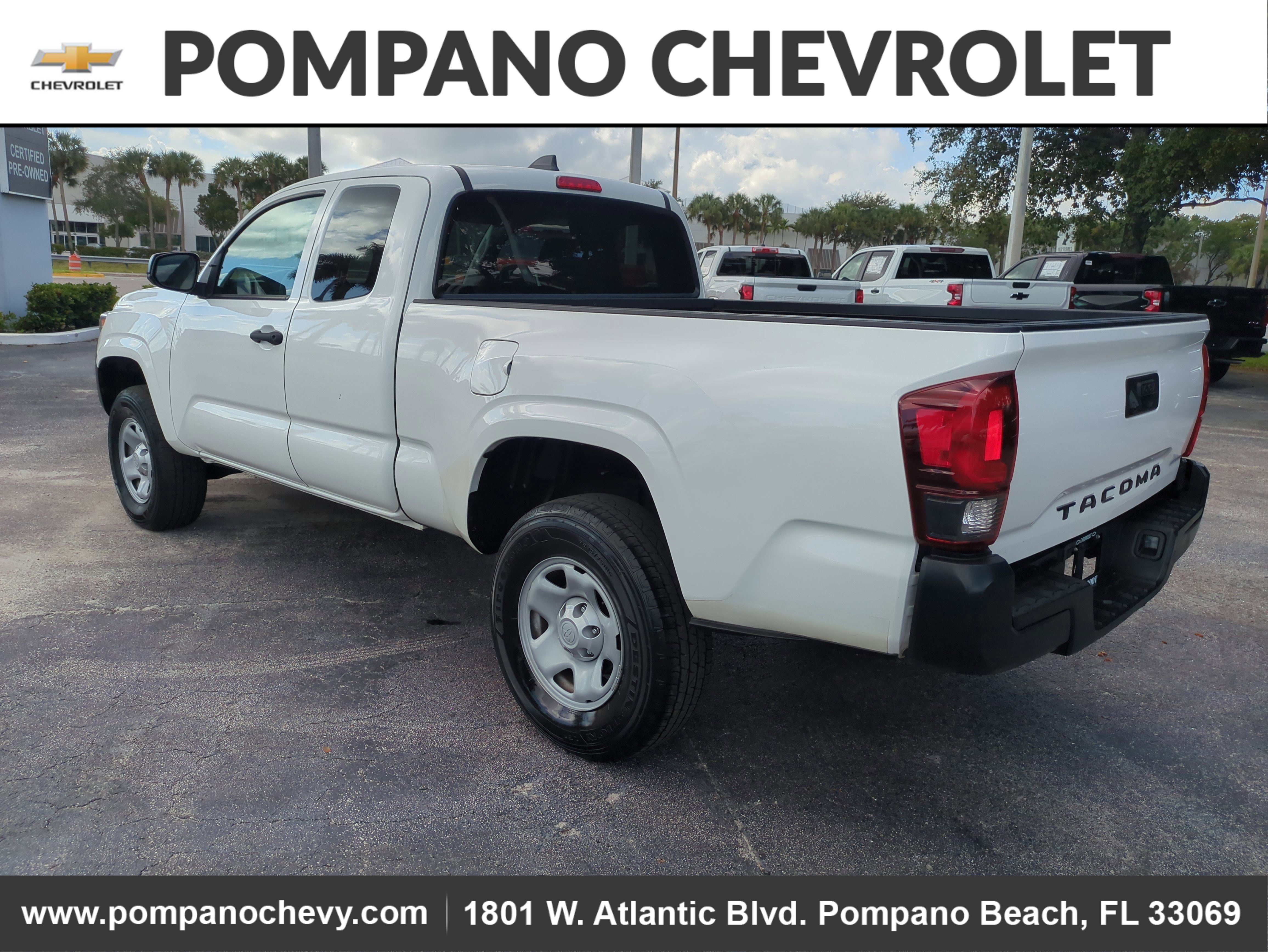 Used 2023 Toyota Tacoma SR image 5