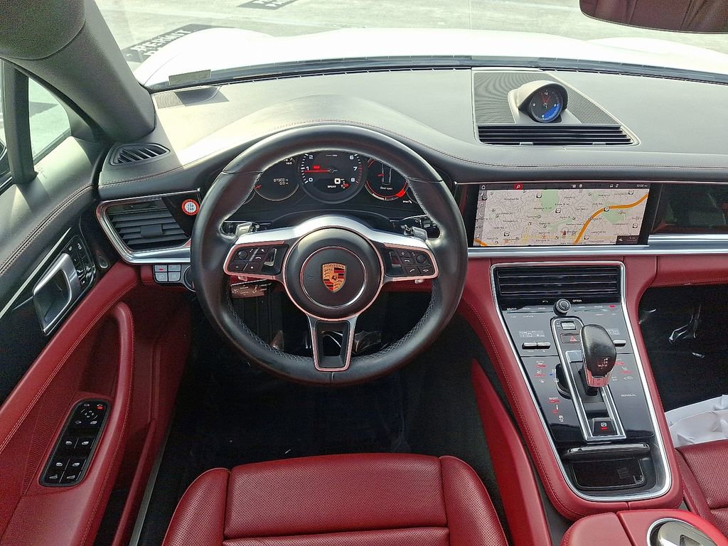 Used 2019 Porsche Panamera 4 image 13