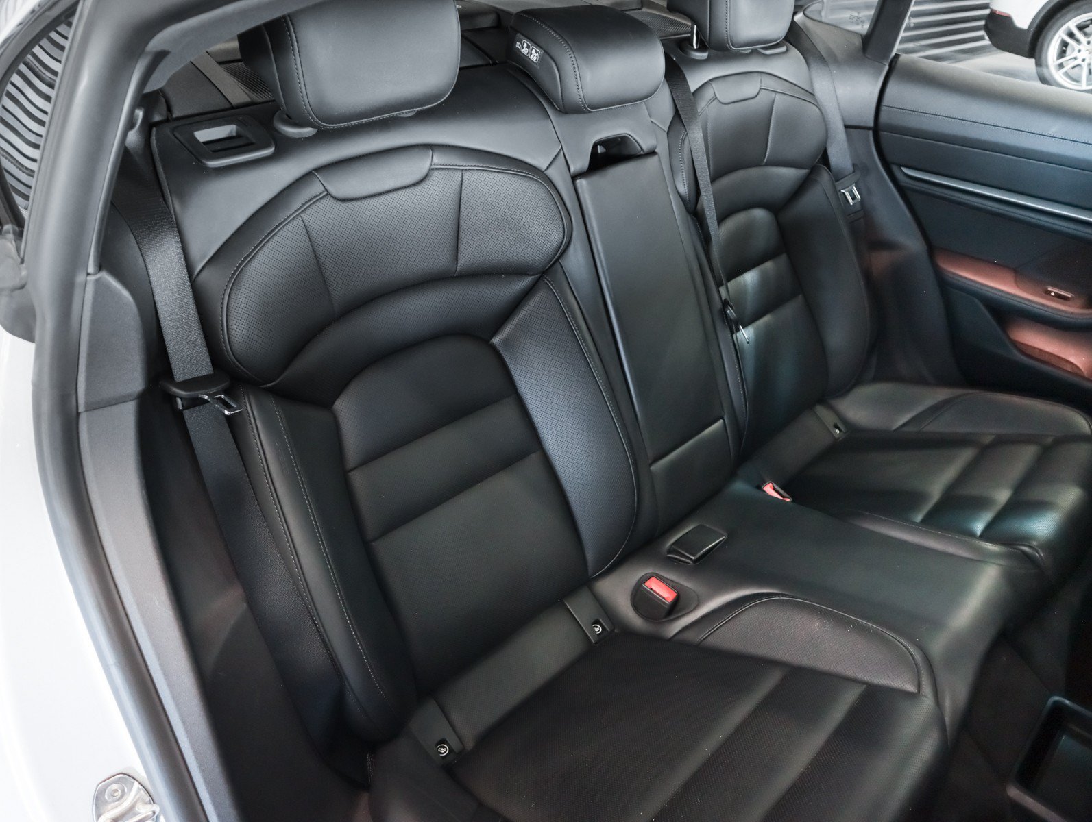 Certified 2025 Porsche Taycan RWD image 6