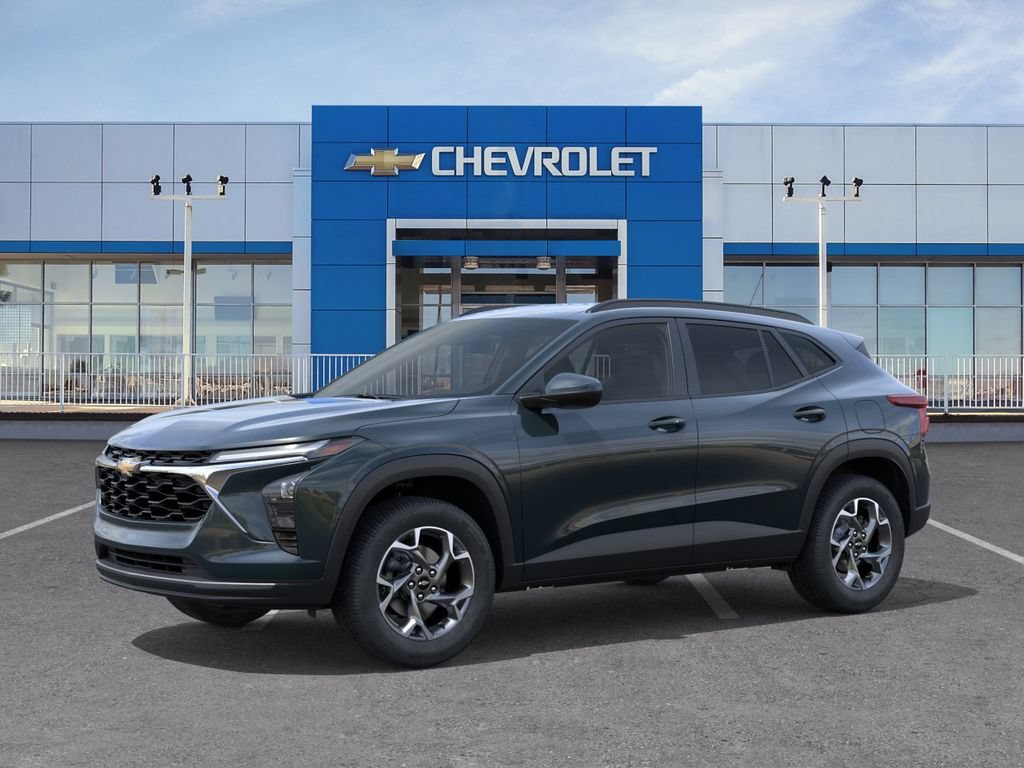 New 2026 Chevrolet Trax LT w/ Driver Confidence Package FWD image 2