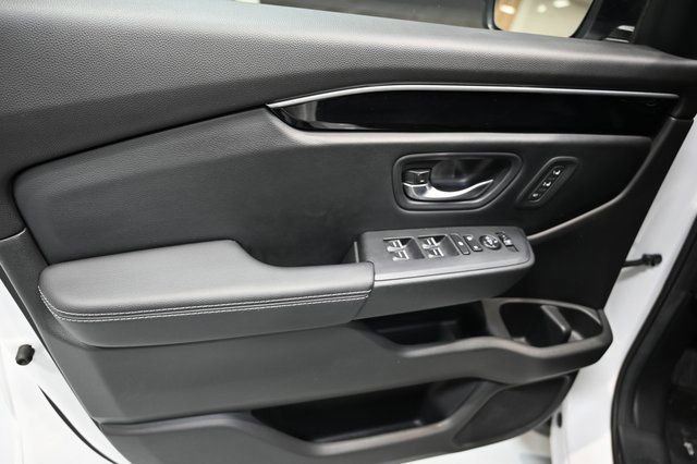 Used 2024 Honda Pilot Touring image 28
