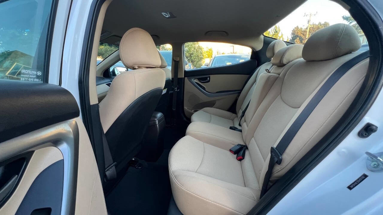 Used 2013 Hyundai Elantra GLS image 16