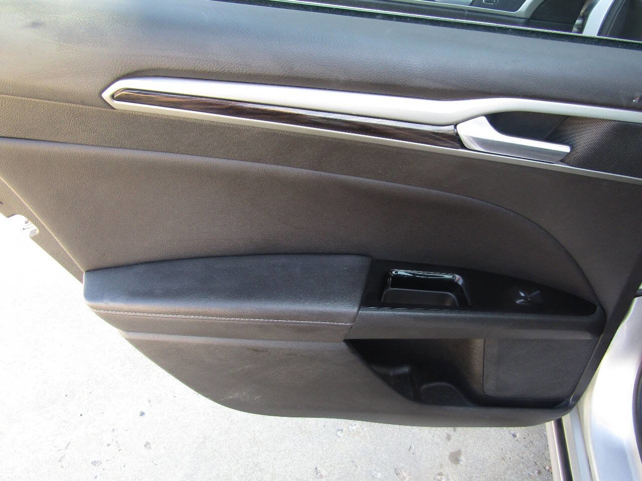 Used 2013 Ford Fusion SE image 16
