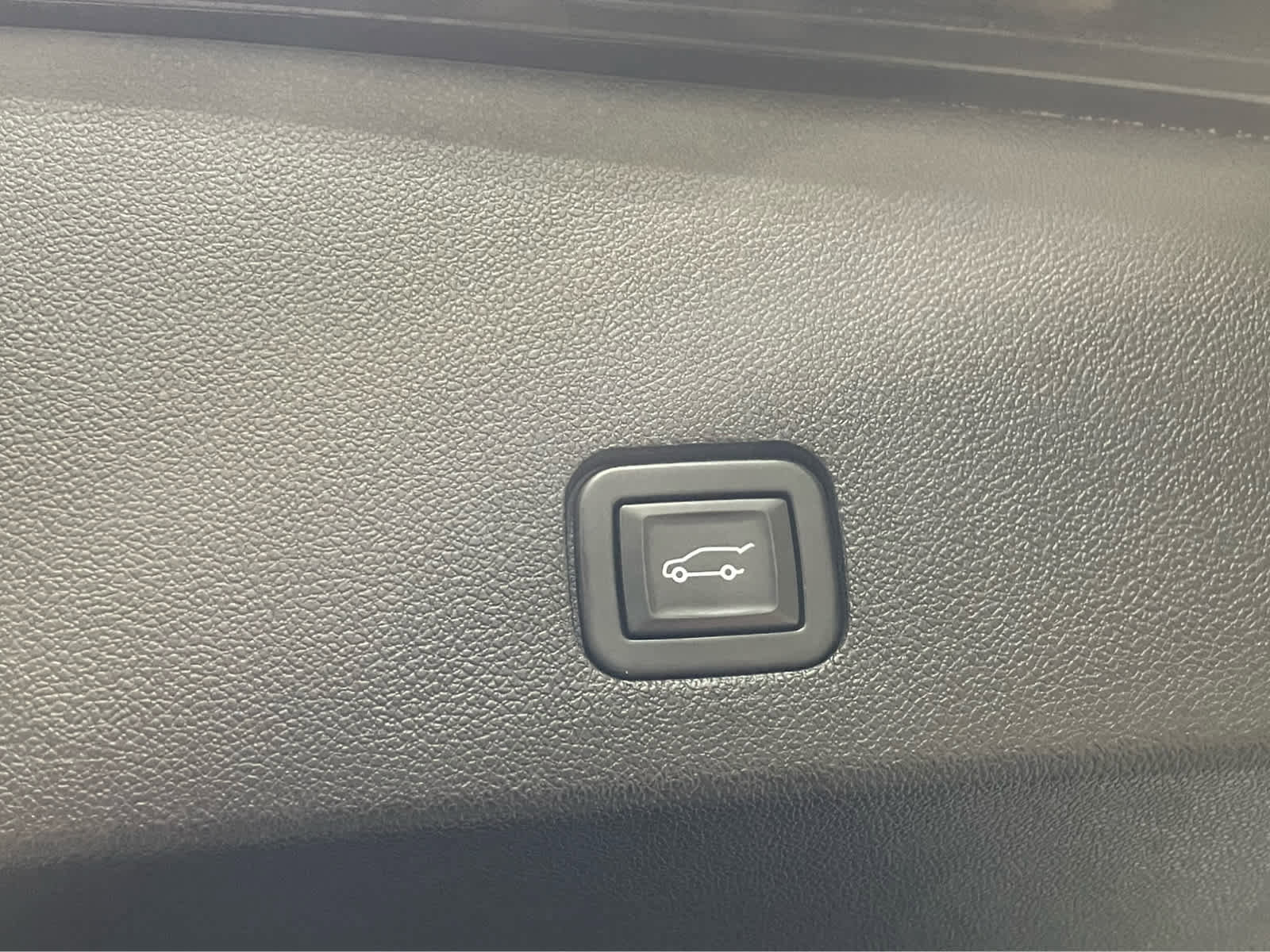 Used 2020 Cadillac XT6 Premium Luxury image 28