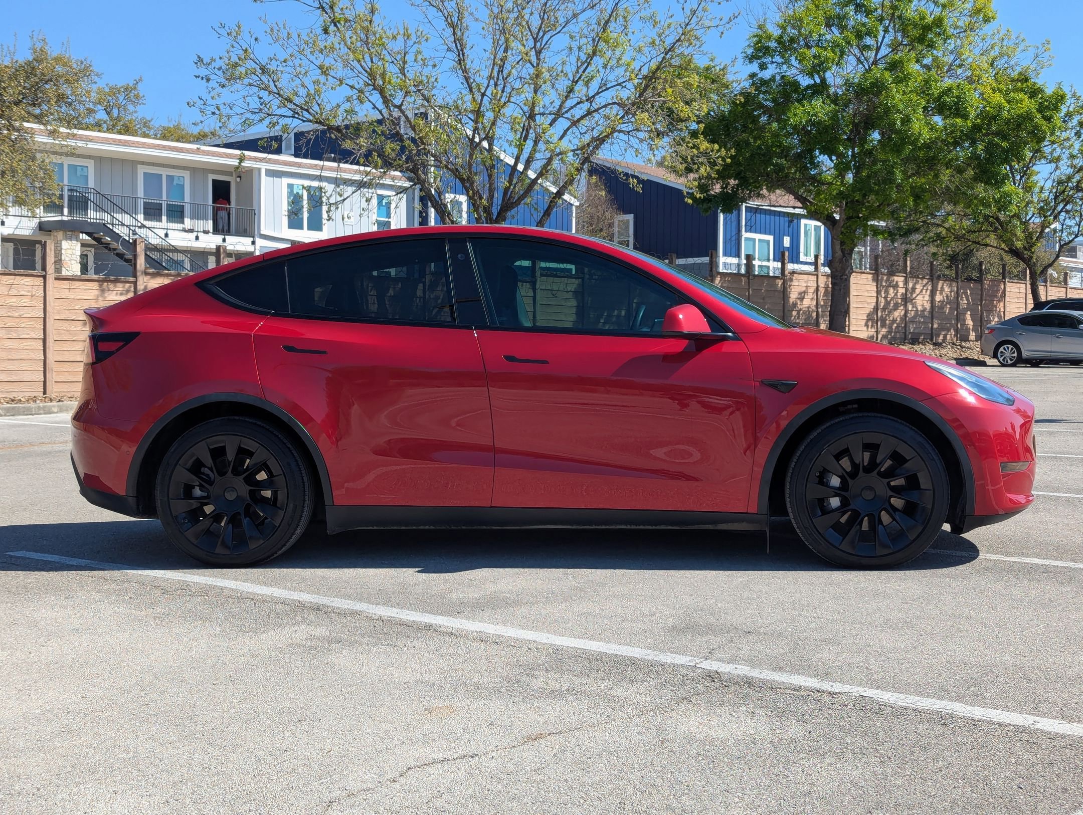 Used 2021 Tesla Model Y Long Range video 2