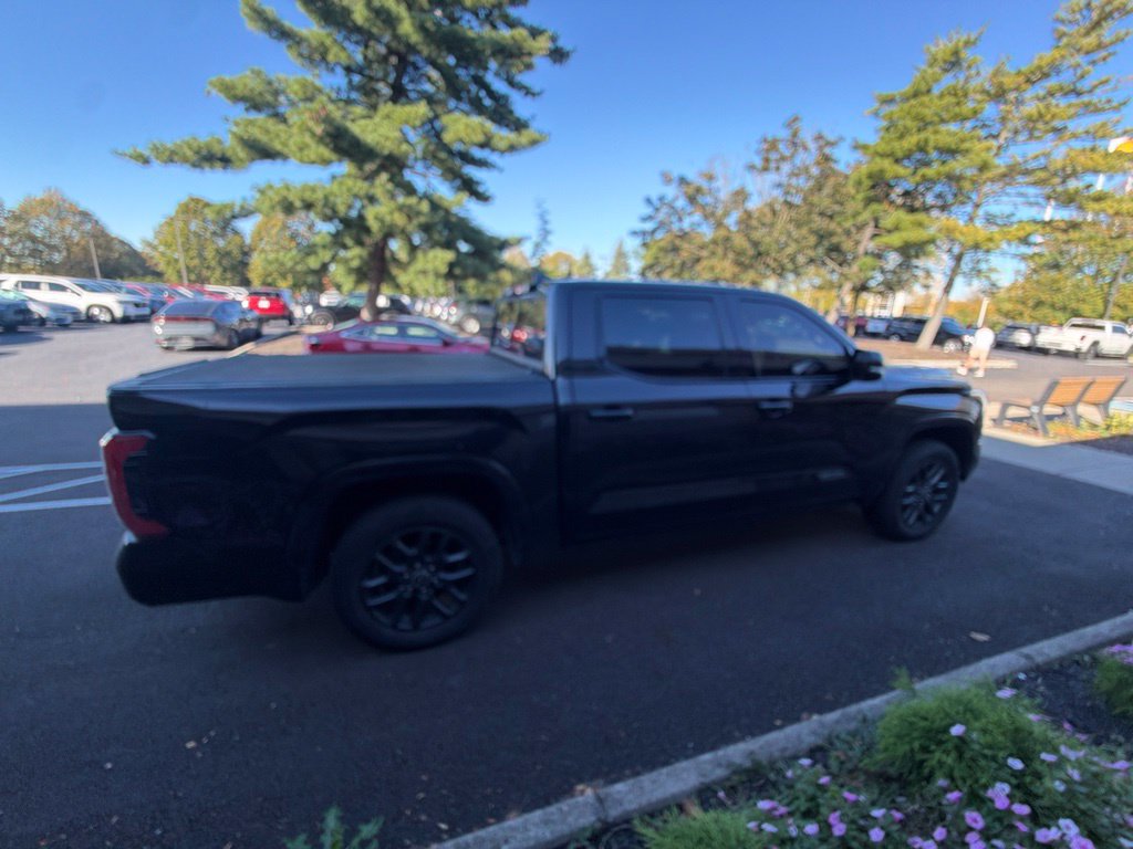 Used 2022 Toyota Tundra Platinum w/ Advanced Package AWD/4WD image 5