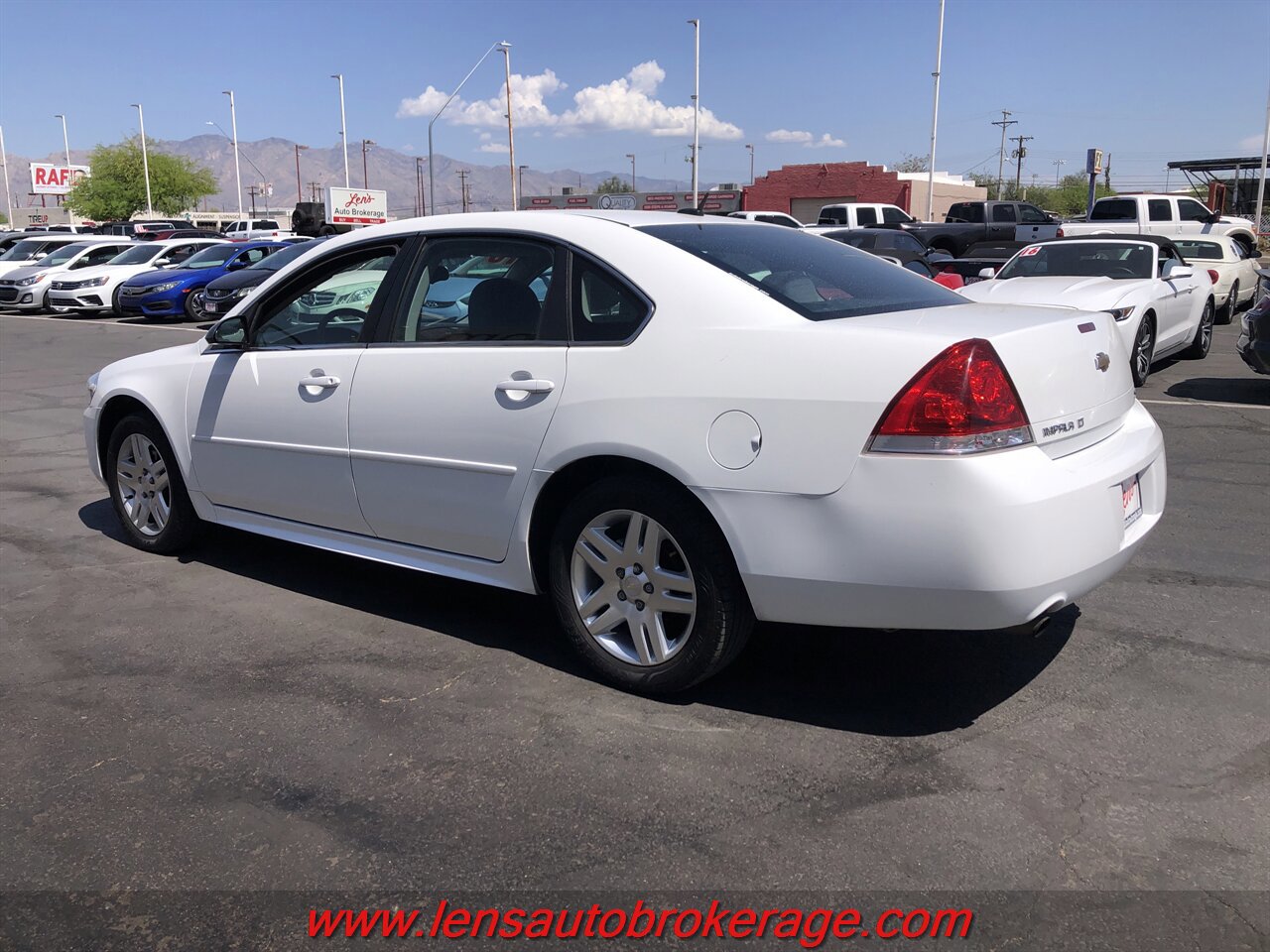 Used 2016 Chevrolet Impala LT image 6