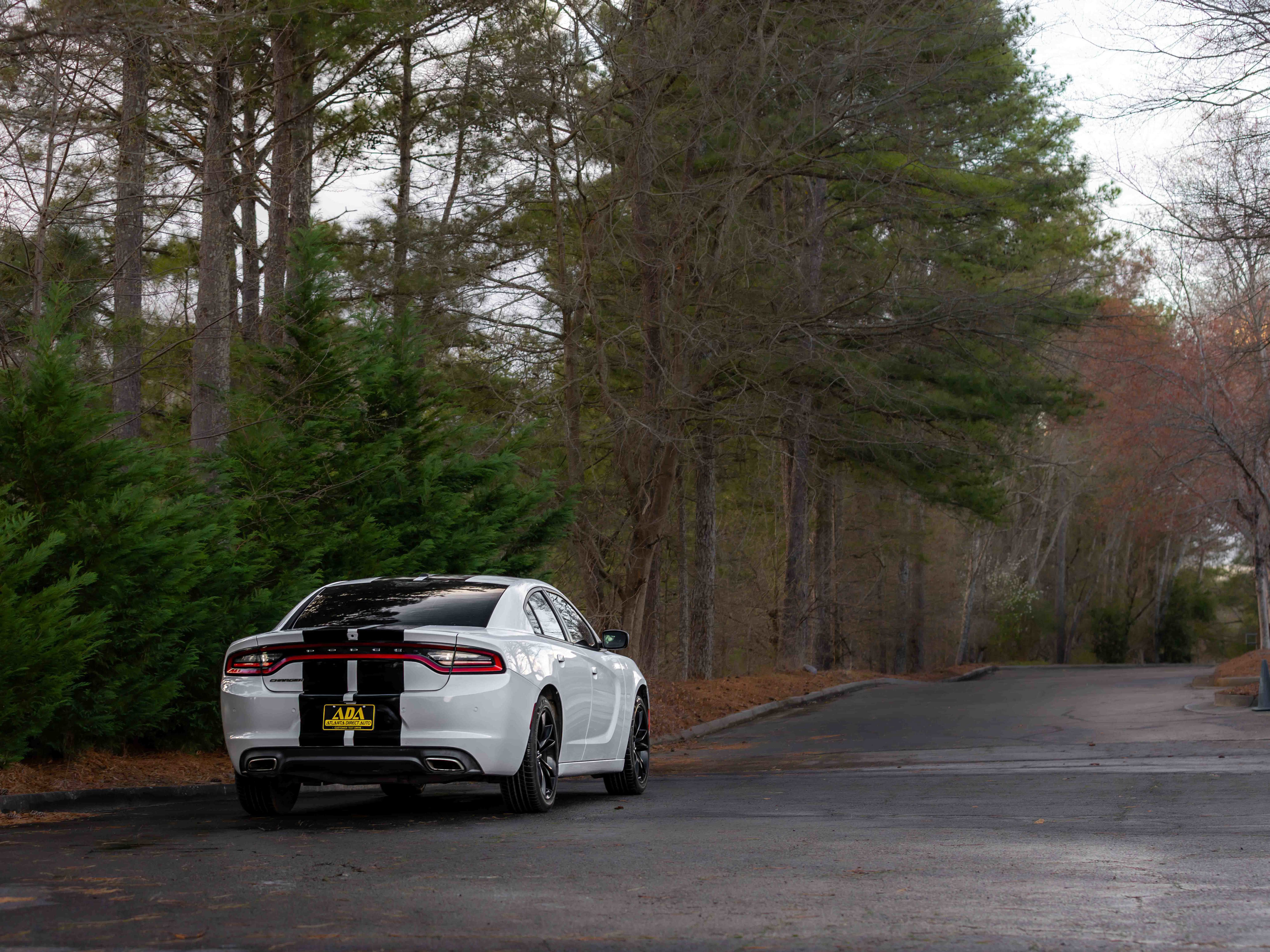 Used 2019 Dodge Charger SXT w/ Leather Interior Group image 42