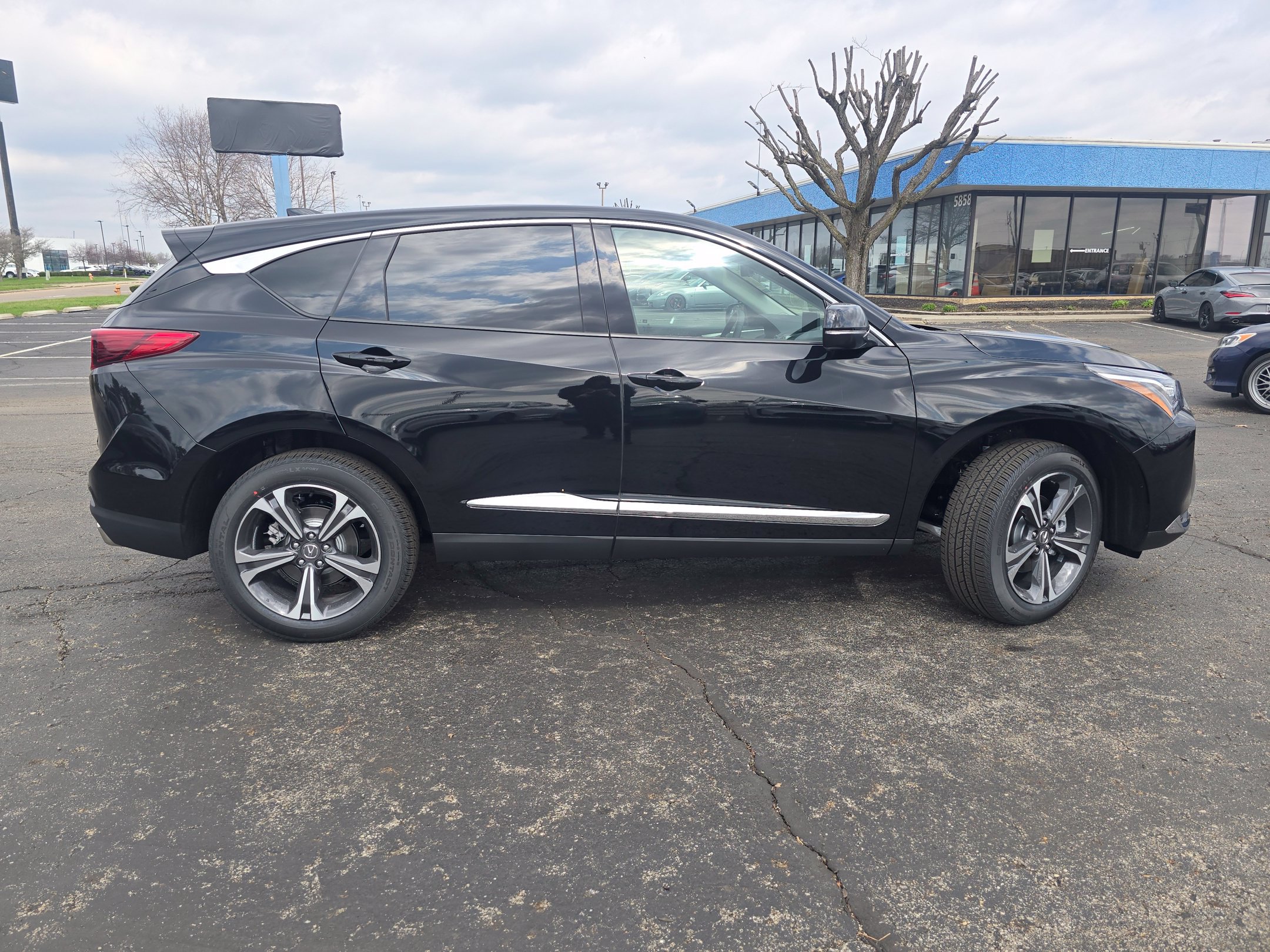New 2026 Acura RDX w/ Technology Package AWD/4WD image 3