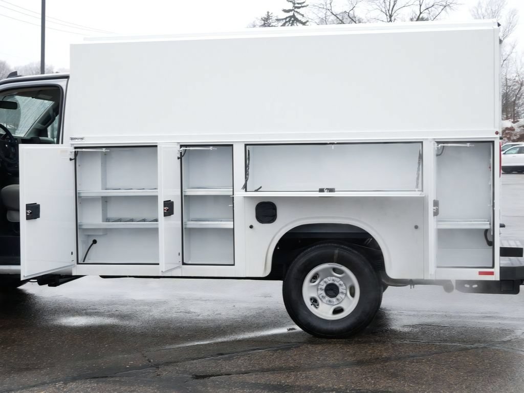 New 2025 Chevrolet Express 3500 w/ Power Convenience Package RWD image 10