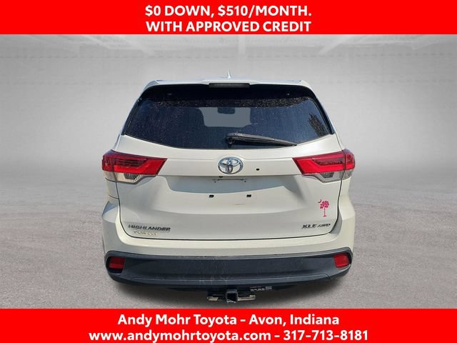 Used 2017 Toyota Highlander XLE AWD/4WD image 6