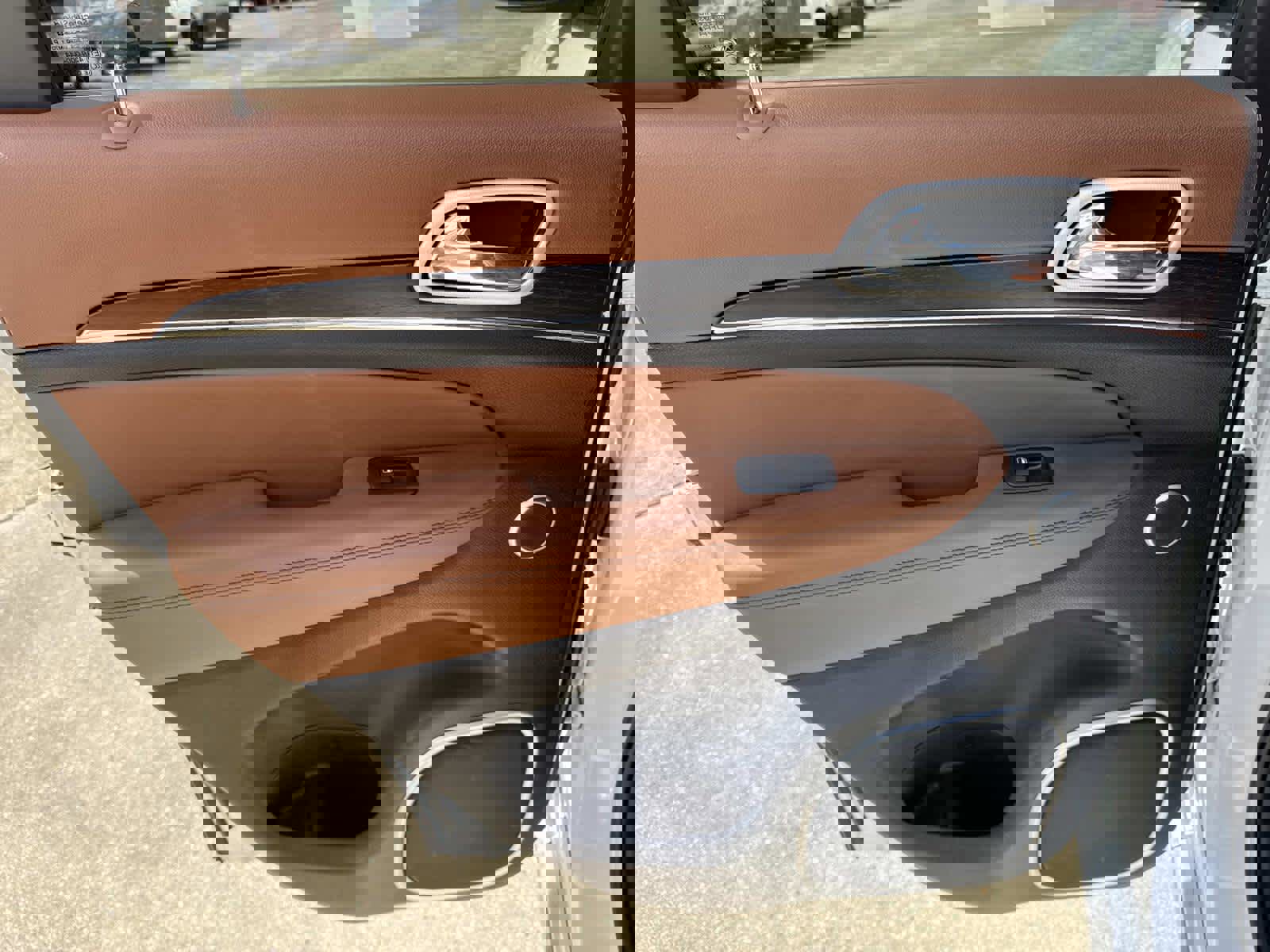 Used 2021 Jeep Grand Cherokee Summit w/ Platinum Series Group image 28