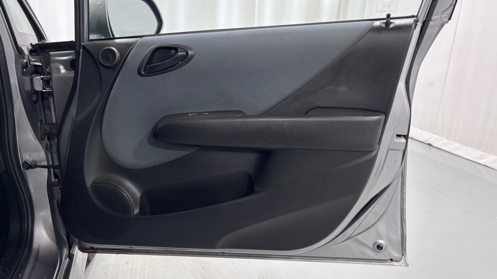 Used 2008 Honda Fit Sport image 20