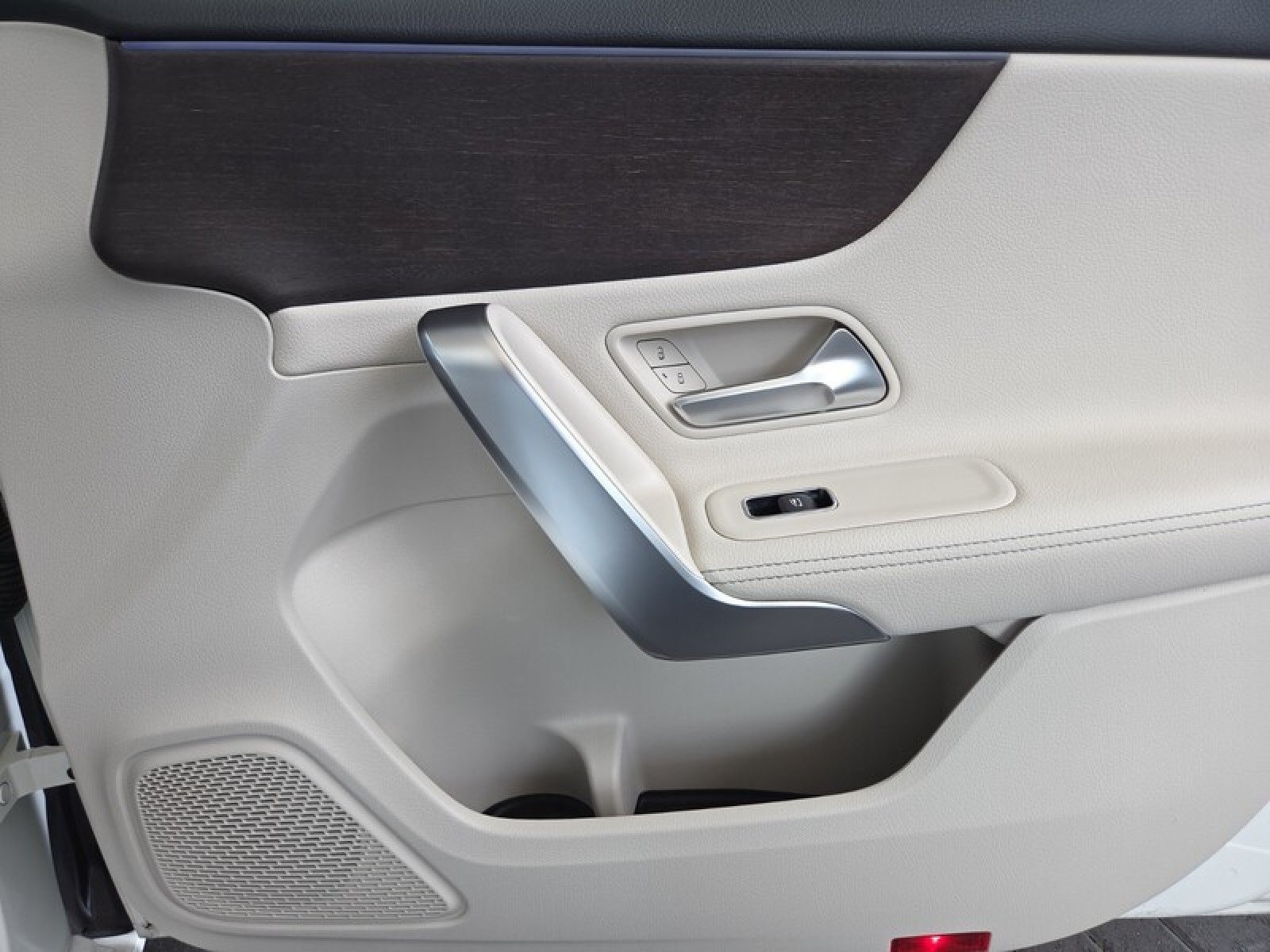 Certified 2022 Mercedes-Benz A 220 image 22