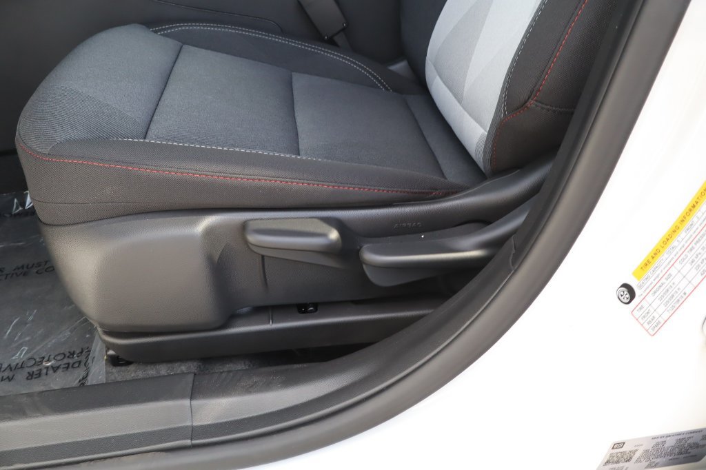 New 2026 Chevrolet Trax RS w/ Driver Confidence Package FWD image 19