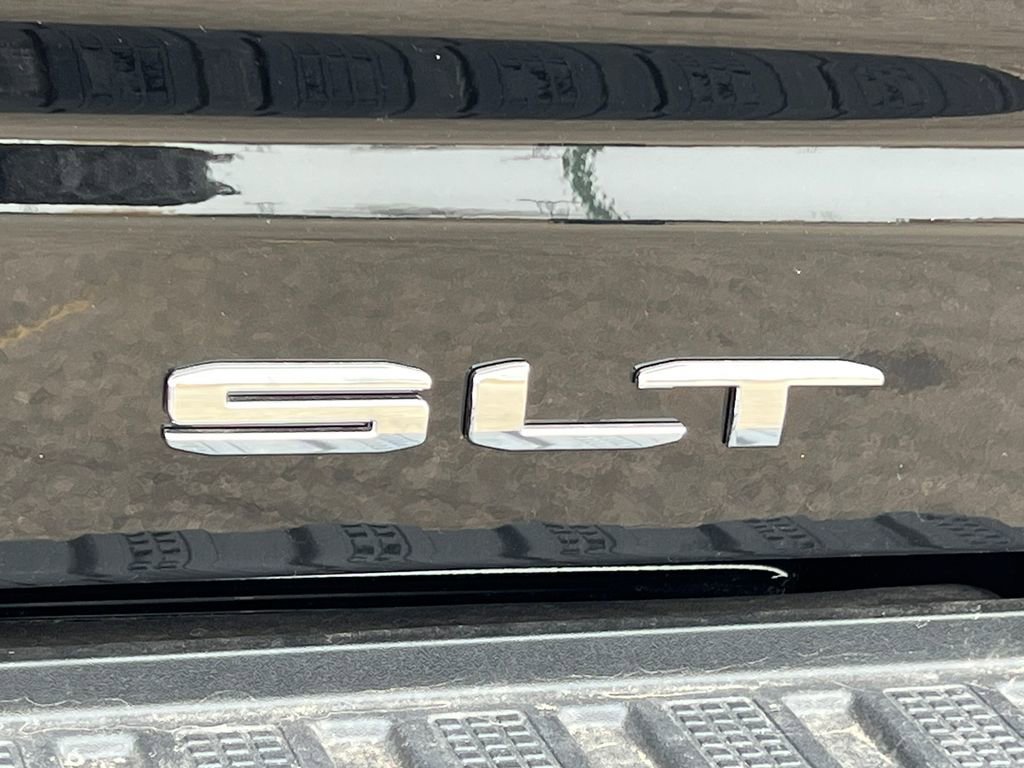 New 2026 GMC Sierra 2500 SLT w/ SLT Premium Package image 16