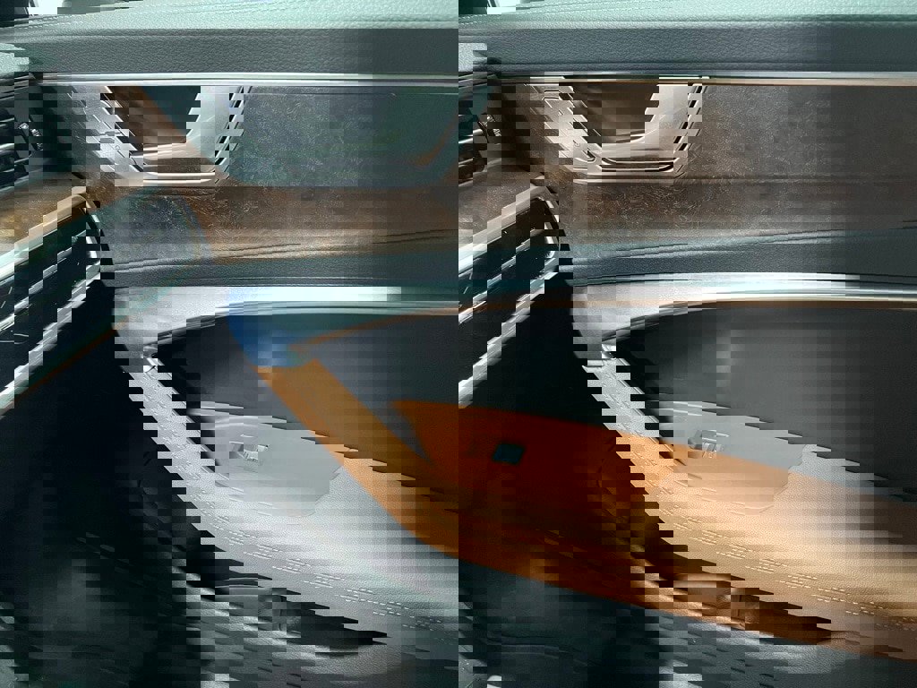 Used 2021 Audi A6 Premium Plus w/ Premium Plus Package image 27