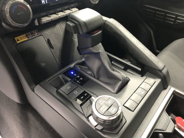 Used 2025 Toyota 4Runner TRD Off-Road image 25