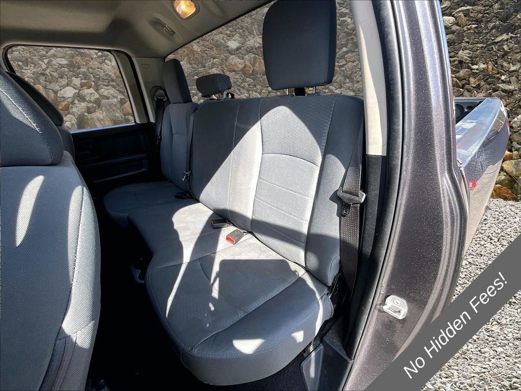 Used 2018 RAM 1500 Express AWD/4WD image 23