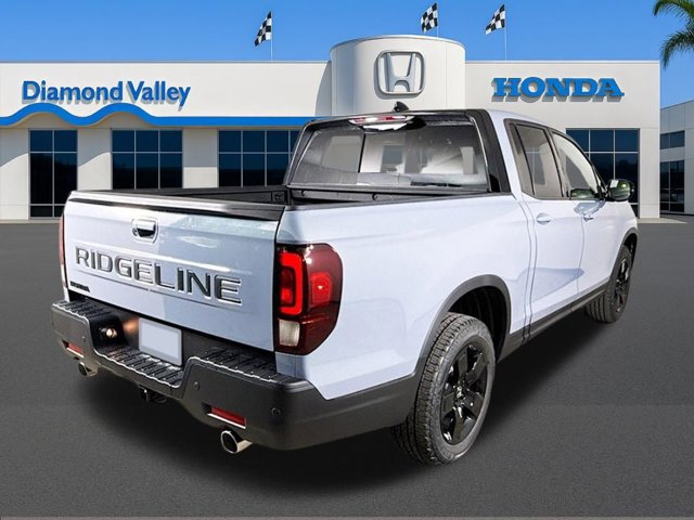 New 2026 Honda Ridgeline Black Edition image 3