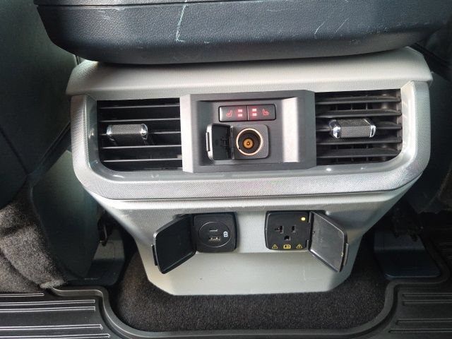 Used 2021 Ford F150 Limited AWD/4WD image 17
