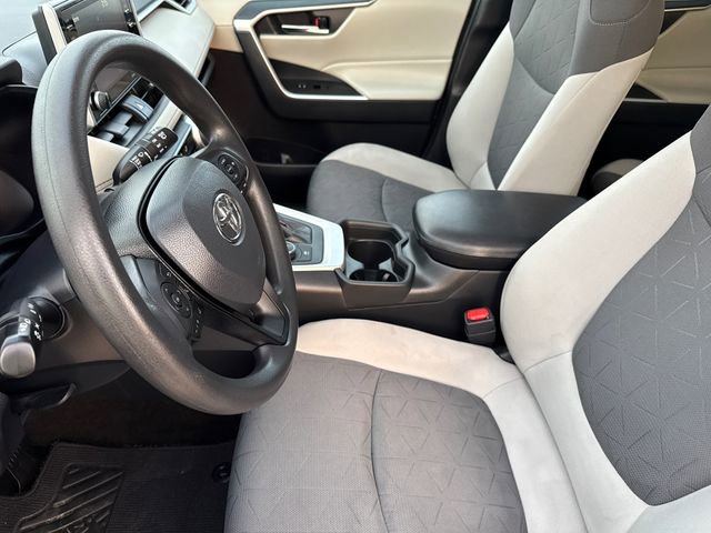 Used 2019 Toyota RAV4 XLE w/ Convenience Package image 20