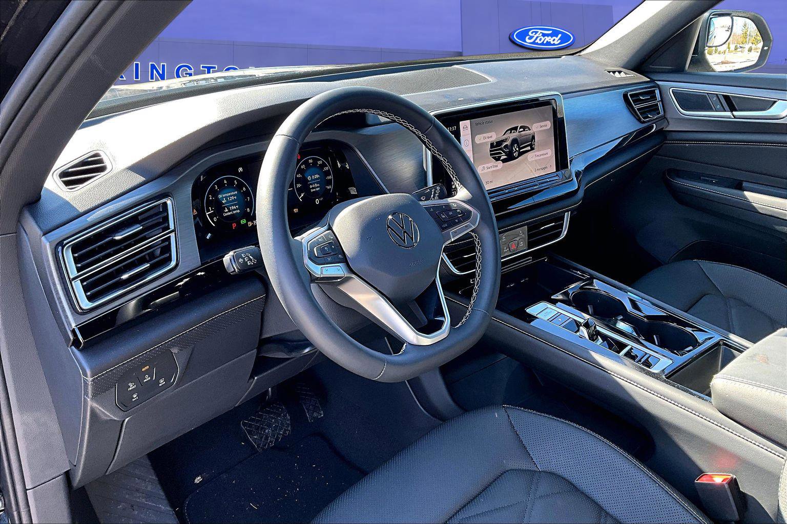 Used 2024 Volkswagen Atlas Cross Sport SE w/ Panoramic Sunroof Package image 17