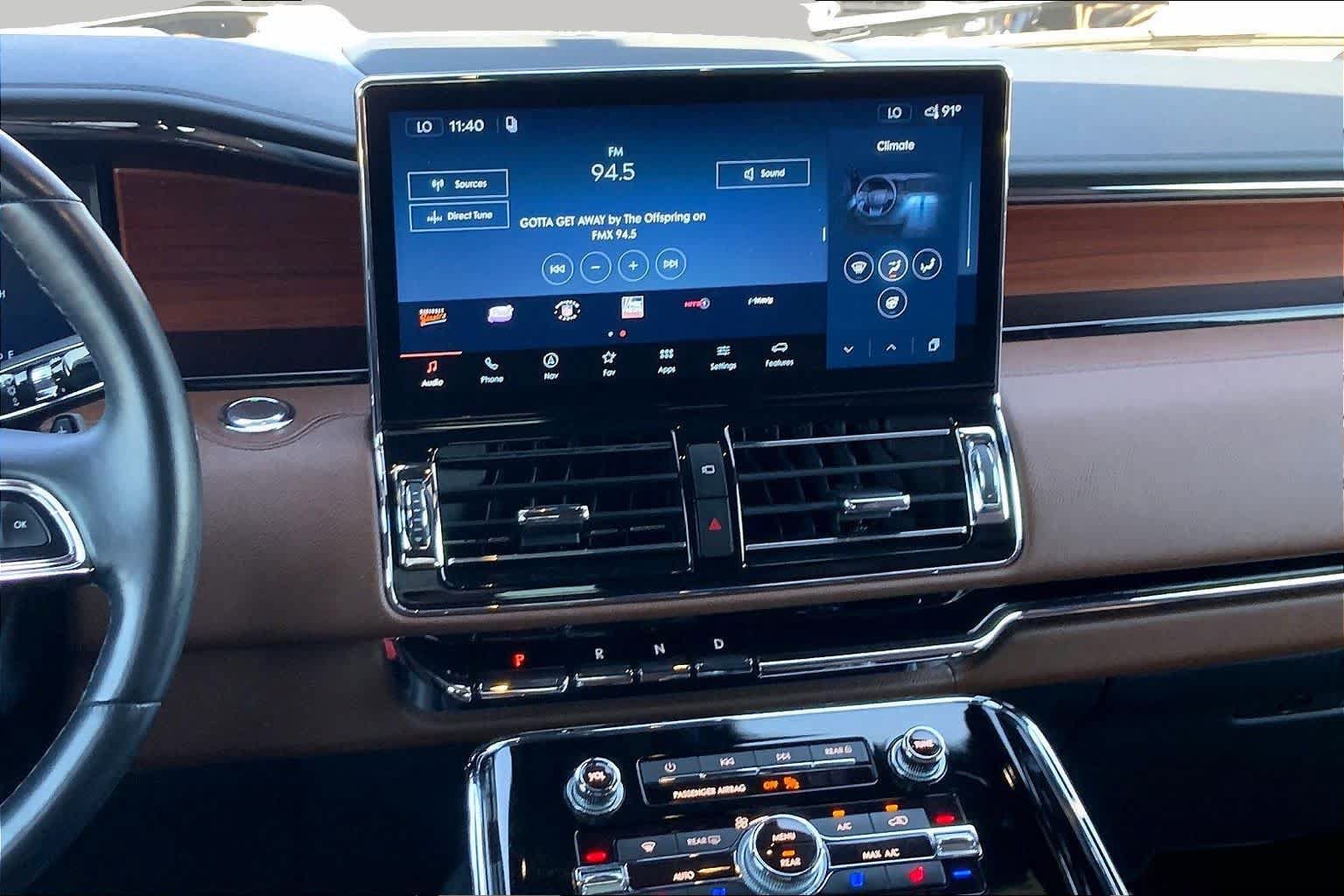 Used 2022 Lincoln Navigator Reserve AWD/4WD image 7