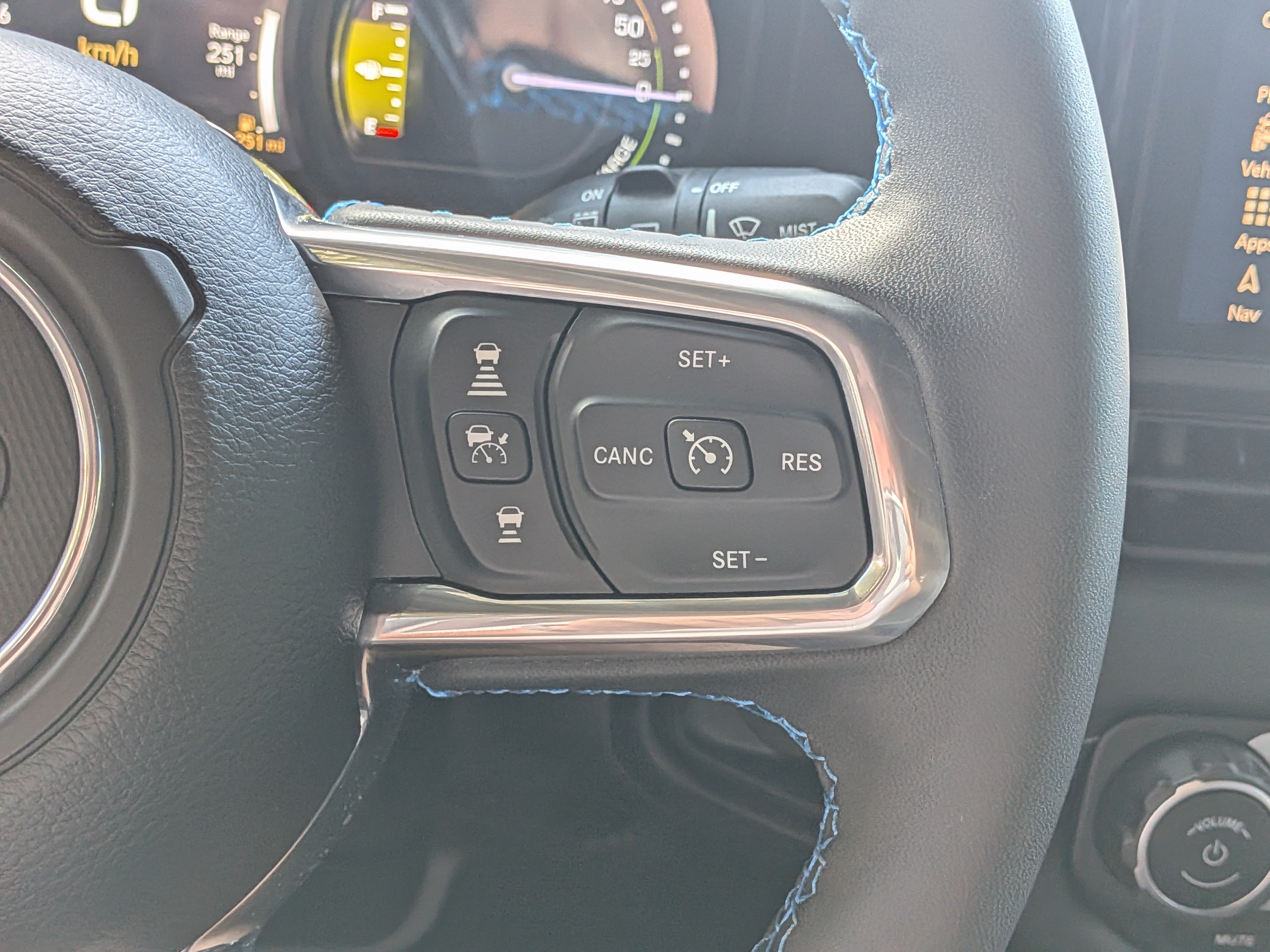 Used 2024 Jeep Wrangler High Altitude AWD/4WD image 24