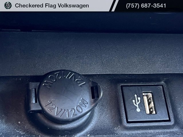 Used 2023 Toyota RAV4 XLE Premium image 44