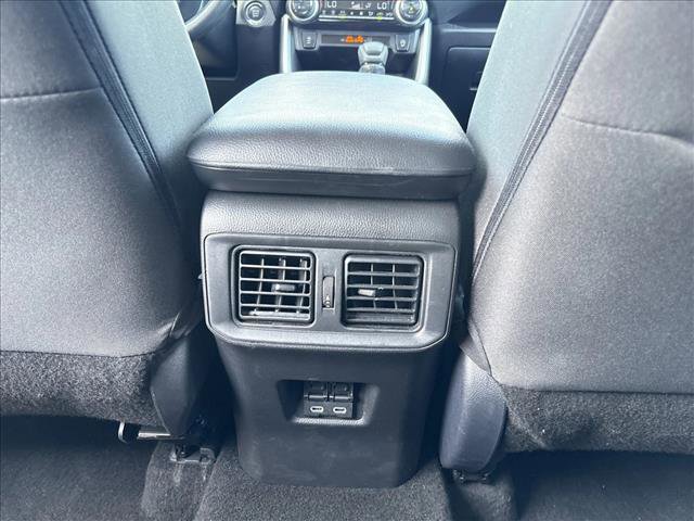 Certified 2025 Toyota RAV4 XLE FWD image 17
