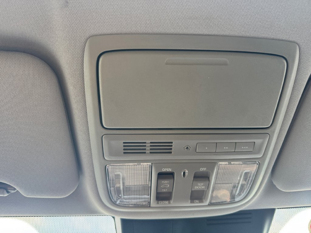 Used 2021 Honda CR-V Touring image 24