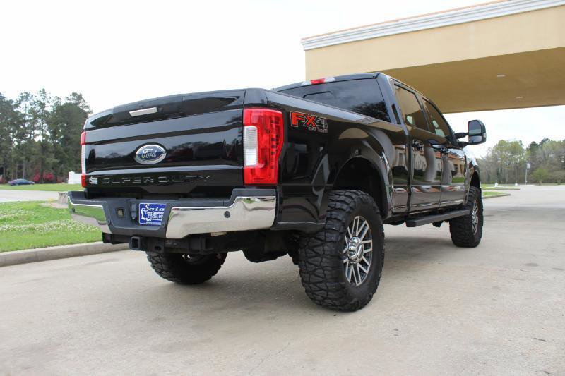 Used 2017 Ford F250 Lariat w/ FX4 Off-Road Package image 17