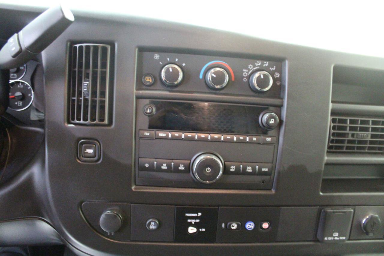 Used 2022 Chevrolet Express 3500 Extended w/ Driver Convenience Package RWD image 15